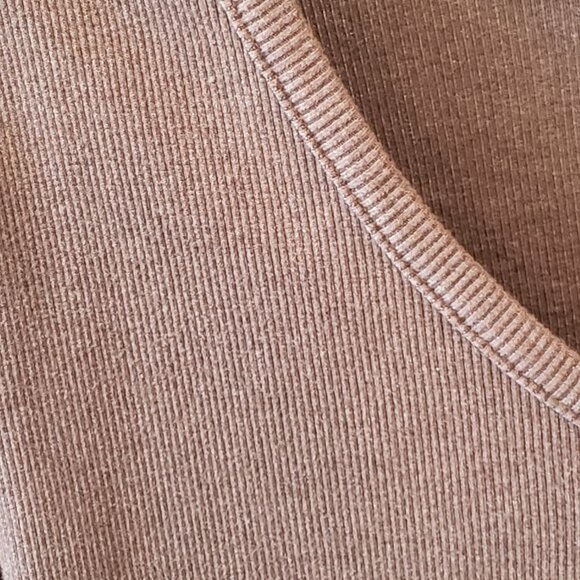 Rib V-Neck Long Sleeve Shirt (Bundle of 2) Brown and White:  Size:  XXL - Picture 7 of 13